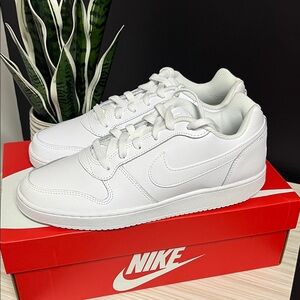NIKE EBERNON LOW Men’s Classic White Sneakers!! NWB 🤍🤍🤍